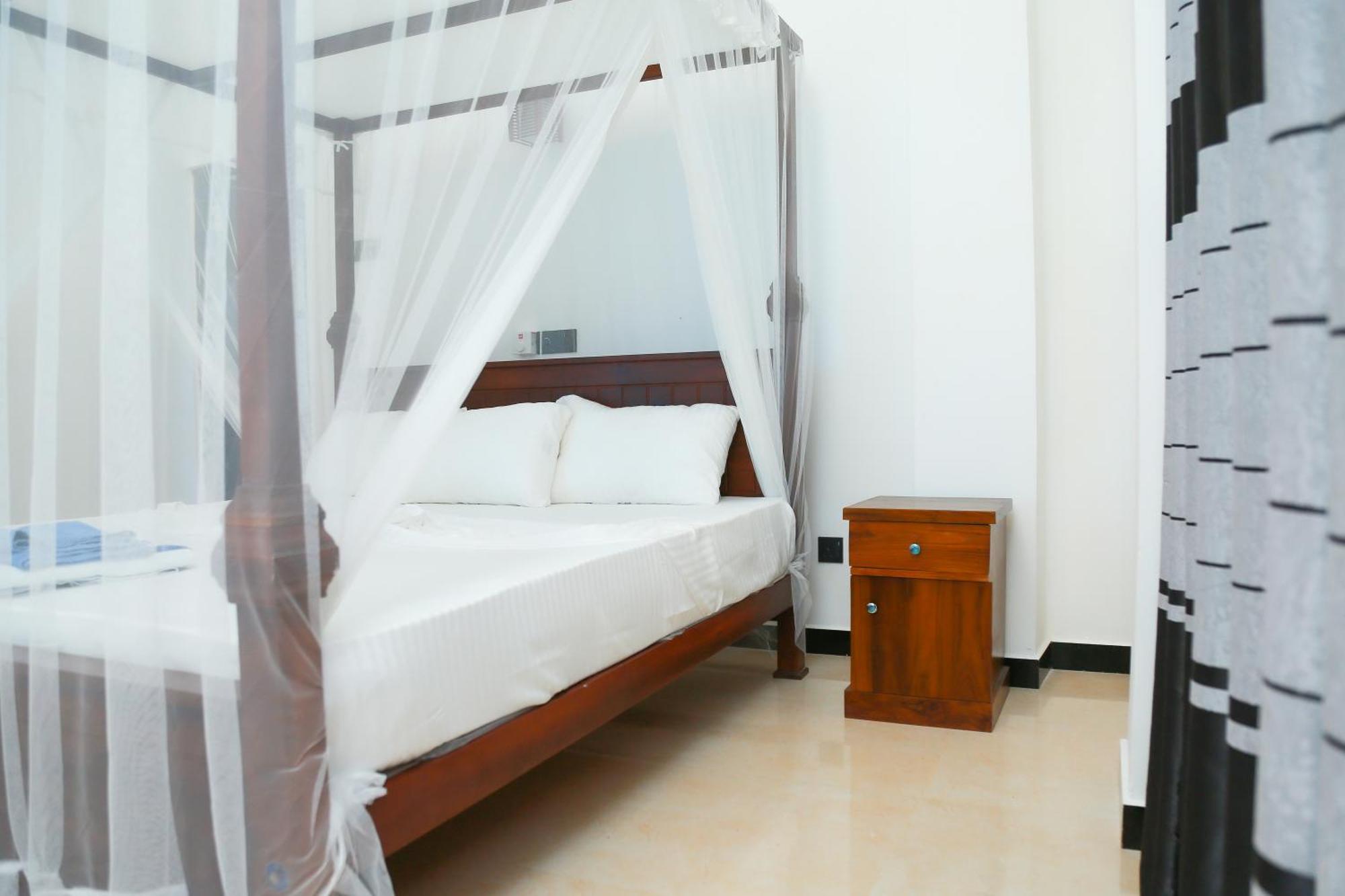 Camellia Hotel & Restaurant Мирисса Экстерьер фото