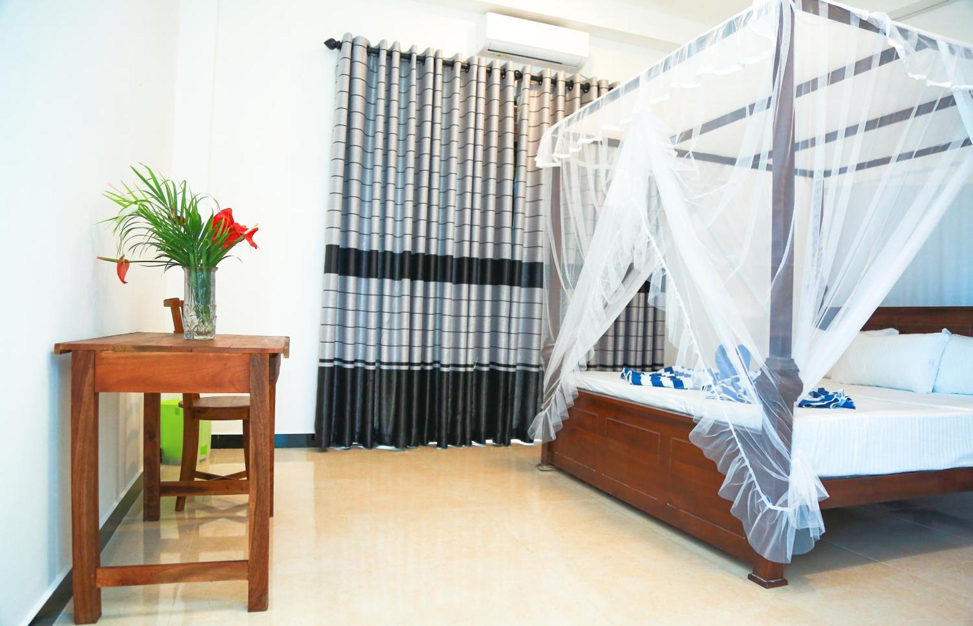Camellia Hotel & Restaurant Мирисса Экстерьер фото
